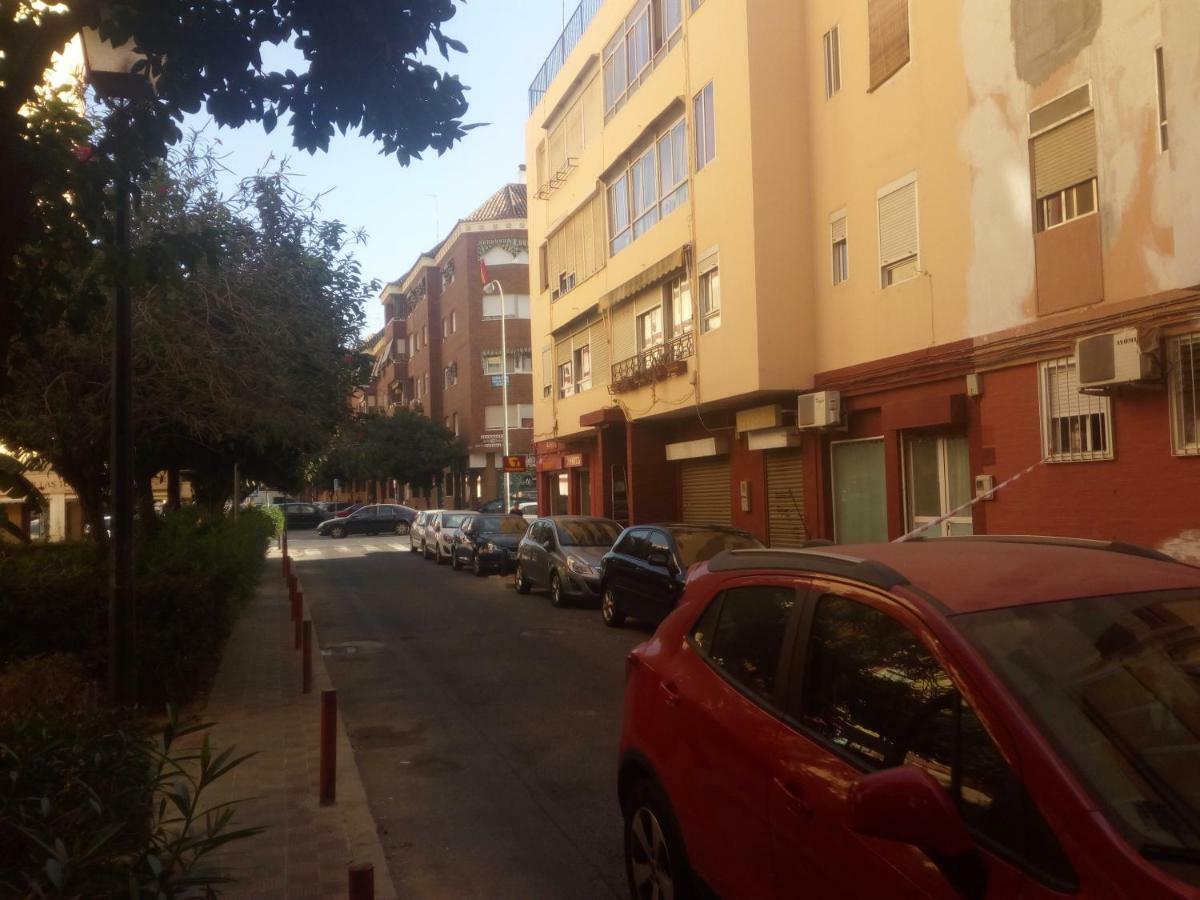 Apartment Triana To Sevilla Εξωτερικό φωτογραφία